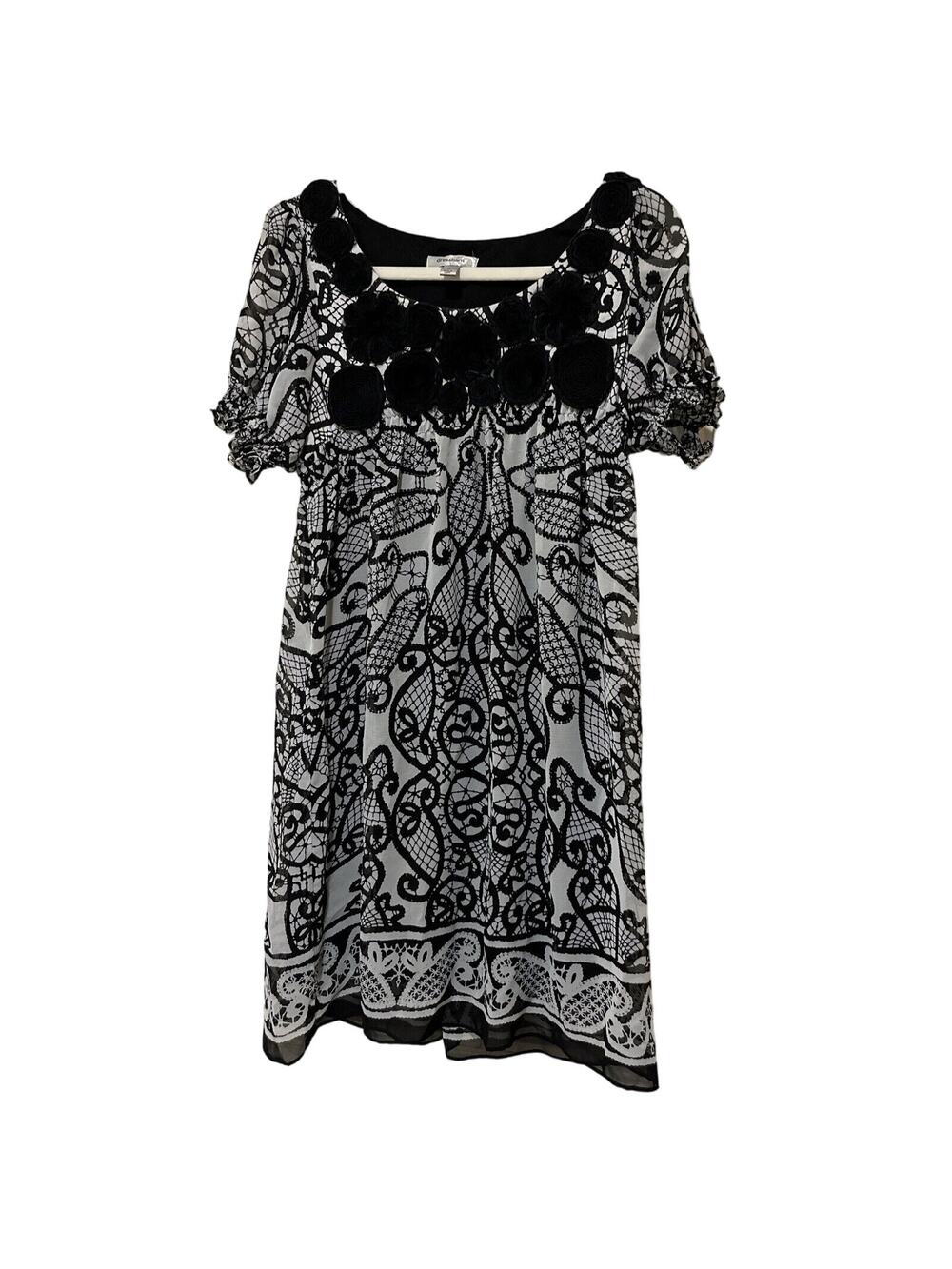 DRESS BARN Black & White Baby Doll Dress Rosettes Floral Short Sleeve sz 10